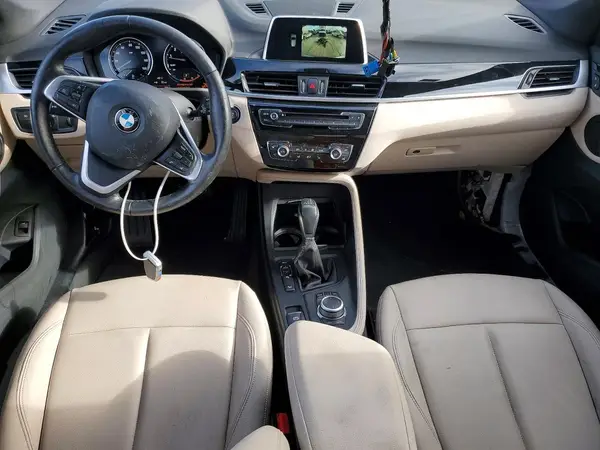 WBXHT3C32J3H32816 2018 BMW X1 - Image 8