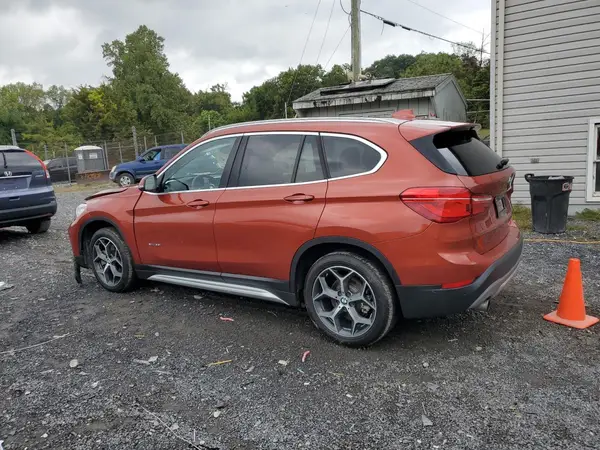 WBXHT3C32J5F89578 2018 BMW X1 - Image 2