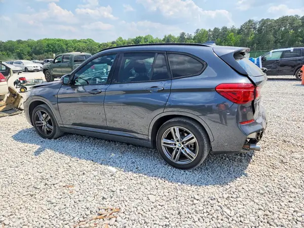 WBXHT3C32J5F93131 2018 BMW X1 - Image 2