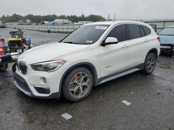 WBXHT3C32J5K20555 2018 BMW X1 - Image 1