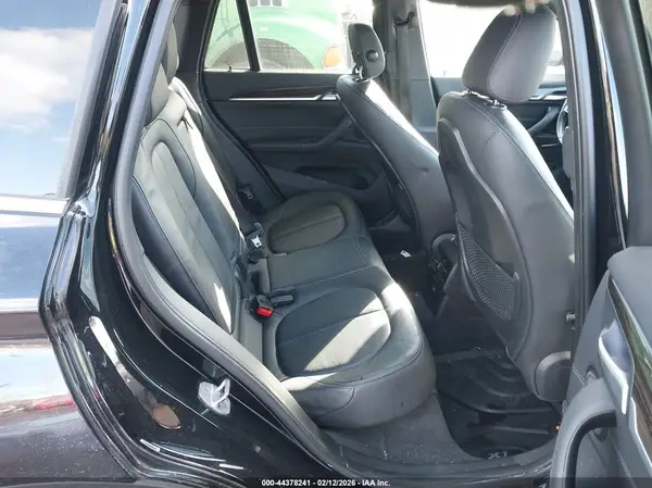 WBXHT3C32J5K21866 2018 BMW X1 - Image 8