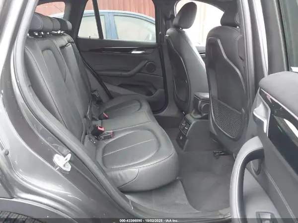 WBXHT3C32J5K23195 2018 BMW X1 - Image 8