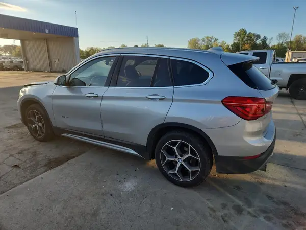 WBXHT3C32J5K29353 2018 BMW X1 - Image 2