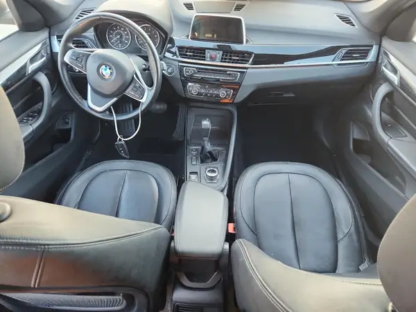 WBXHT3C32J5K29353 2018 BMW X1 - Image 8
