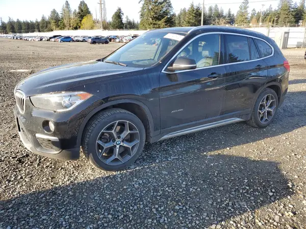 WBXHT3C32J5K29918 2018 BMW X1 - Image 1