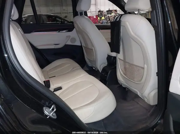 WBXHT3C32J5K30292 2018 BMW X1 - Image 8