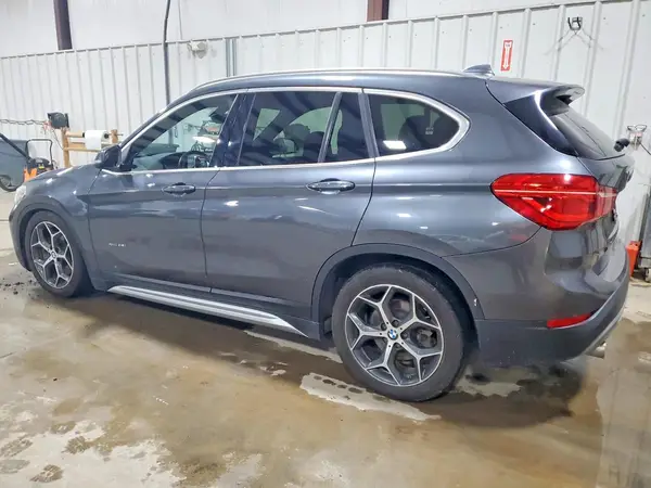 WBXHT3C32J5K30941 2018 BMW X1 - Image 2