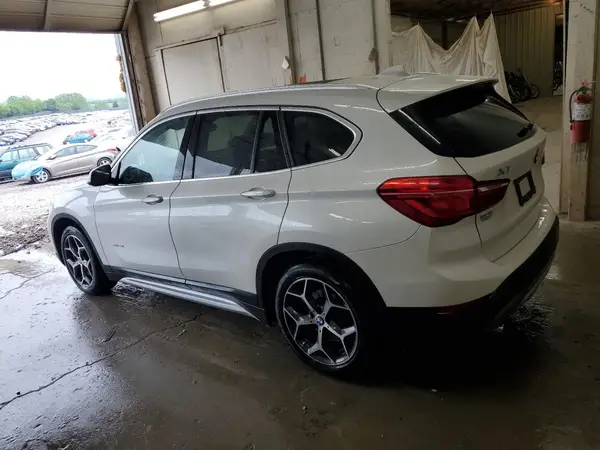 WBXHT3C32J5K32348 2018 BMW X1 - Image 2