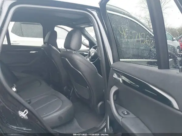 WBXHT3C32J5K32351 2018 BMW X1 - Image 8