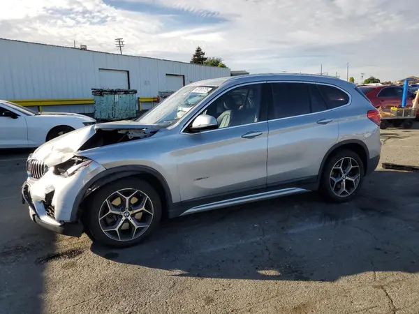 WBXHT3C32J5L24317 2018 BMW X1 - Image 1