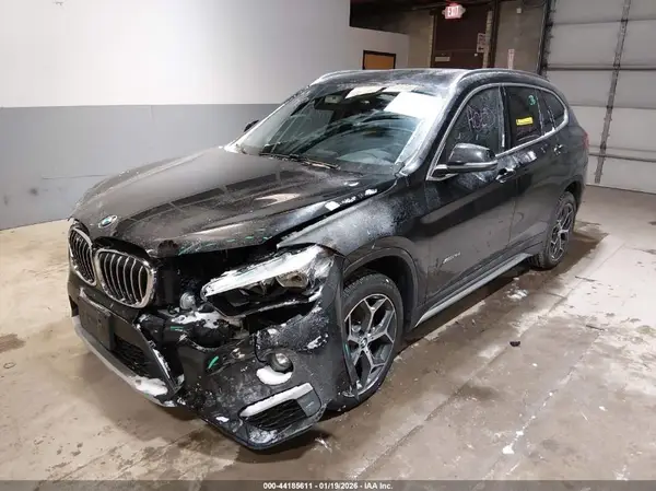WBXHT3C32J5L24995 2018 BMW X1 - Image 2