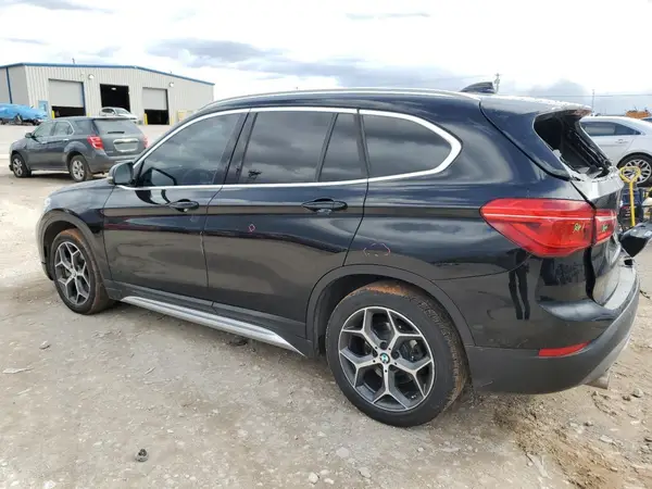WBXHT3C32J5L28030 2018 BMW X1 - Image 2