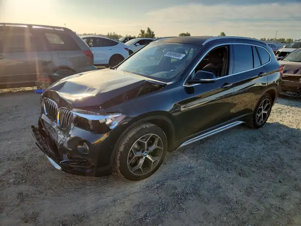 WBXHT3C32J5L28965 2018 BMW X1 - Image 1
