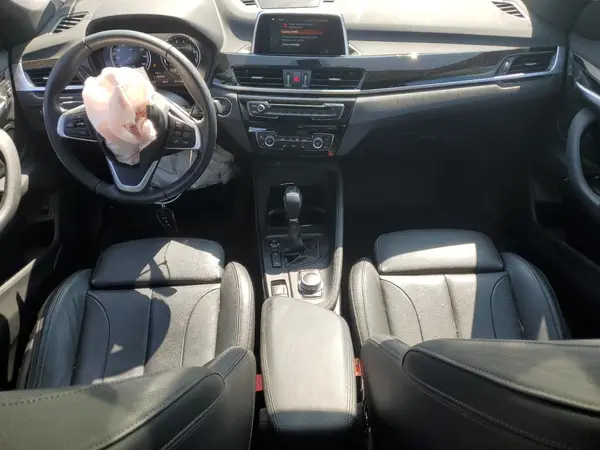 WBXHT3C32J5L30957 2018 BMW X1 - Image 8