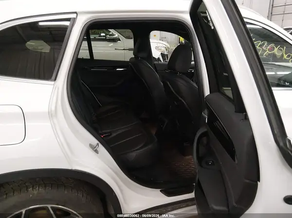 WBXHT3C32J5L31168 2018 BMW X1 - Image 8