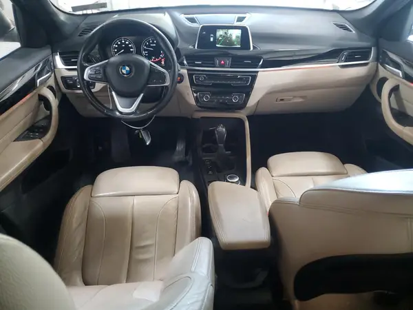 WBXHT3C32J5L32806 2018 BMW X1 - Image 8