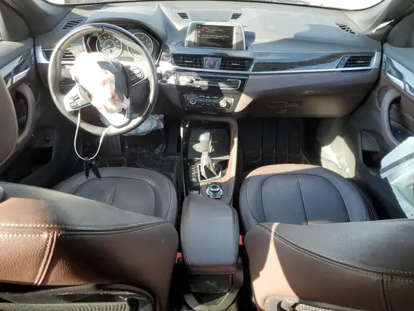 WBXHT3C33G5E49824 2016 BMW X1 - Image 8