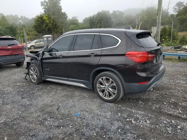 WBXHT3C33G5E51024 2016 BMW X1 - Image 2
