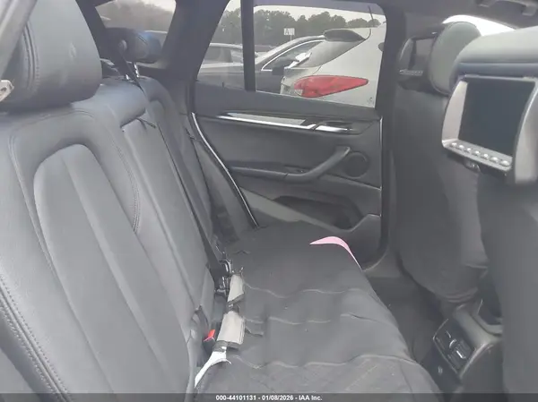 WBXHT3C33G5E51721 2016 BMW X1 - Image 8