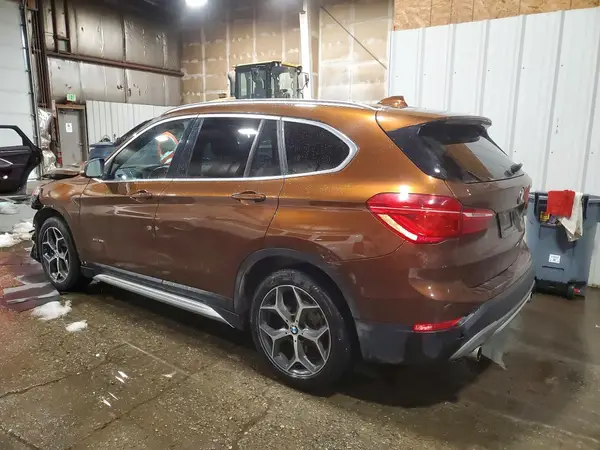 WBXHT3C33G5E52383 2016 BMW X1 - Image 2