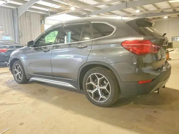 WBXHT3C33G5E52741 2016 BMW X1 - Image 2
