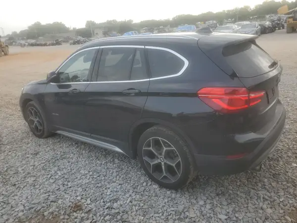 WBXHT3C33G5E54568 2016 BMW X1 - Image 2