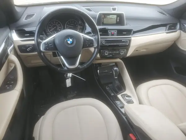 WBXHT3C33G5E54568 2016 BMW X1 - Image 8