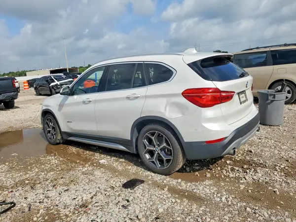 WBXHT3C33G5E56496 2016 BMW X1 - Image 2