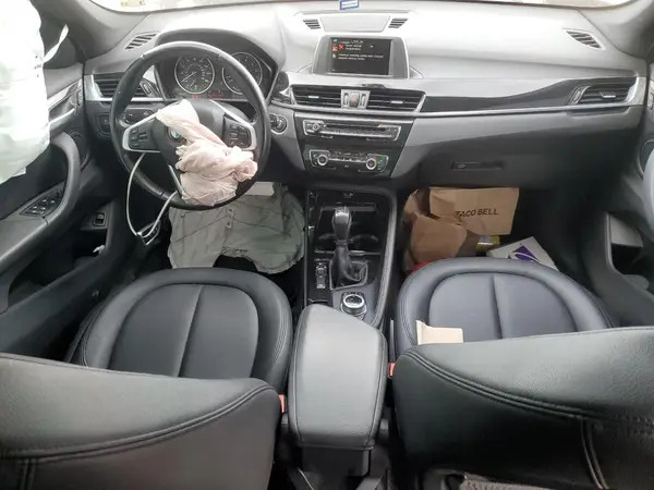 WBXHT3C33G5F64682 2016 BMW X1 - Image 8