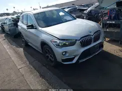 WBXHT3C33G5F65699 2016 BMW X1