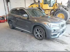 WBXHT3C33GP880813 2016 BMW X1