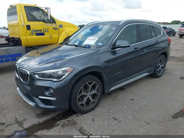 WBXHT3C33GP881962 2016 BMW X1 - Image 2