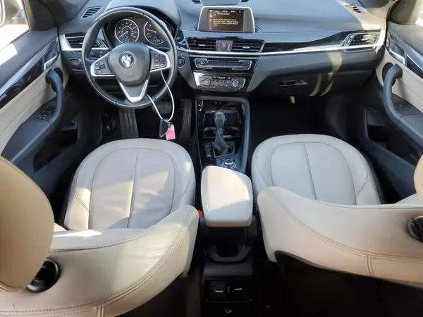 WBXHT3C33GP882254 2016 BMW X1 - Image 8