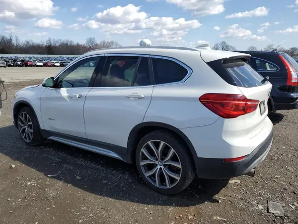 WBXHT3C33GP882352 2016 BMW X1 - Image 2