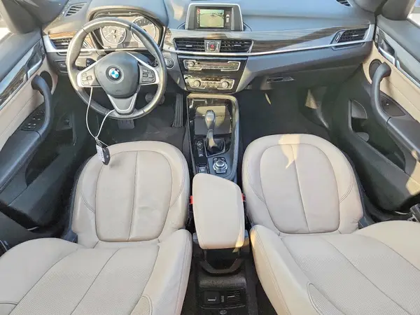 WBXHT3C33GP883355 2016 BMW X1 - Image 8