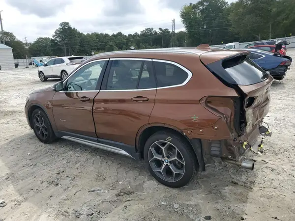 WBXHT3C33GP885221 2016 BMW X1 - Image 2