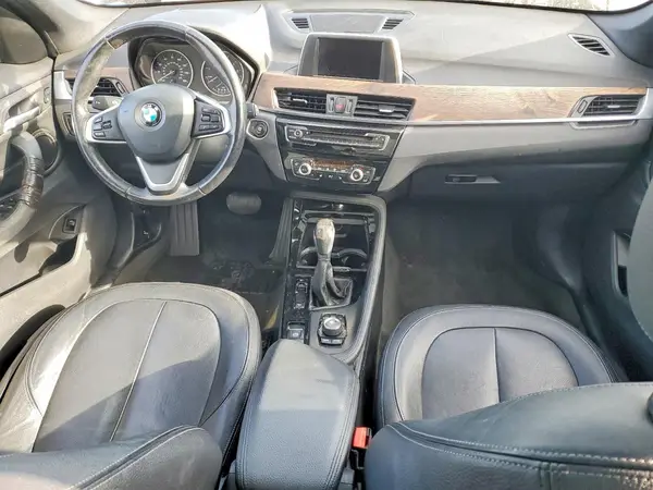 WBXHT3C33GP887552 2016 BMW X1 - Image 8