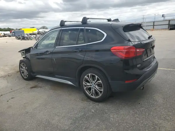 WBXHT3C33GP889656 2016 BMW X1 - Image 2
