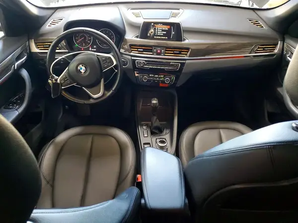 WBXHT3C33H5F67907 2017 BMW X1 - Image 8