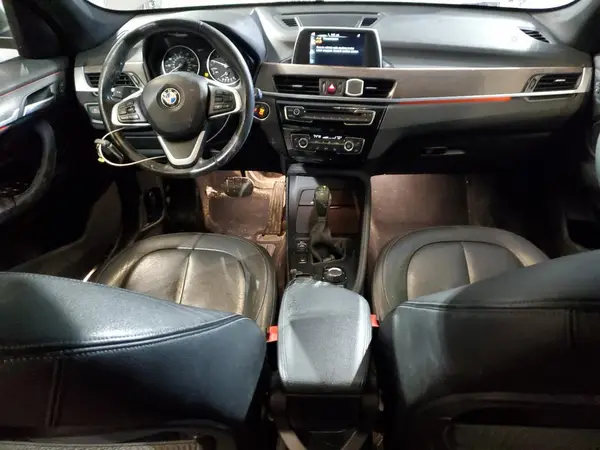 WBXHT3C33H5F70550 2017 BMW X1 - Image 8
