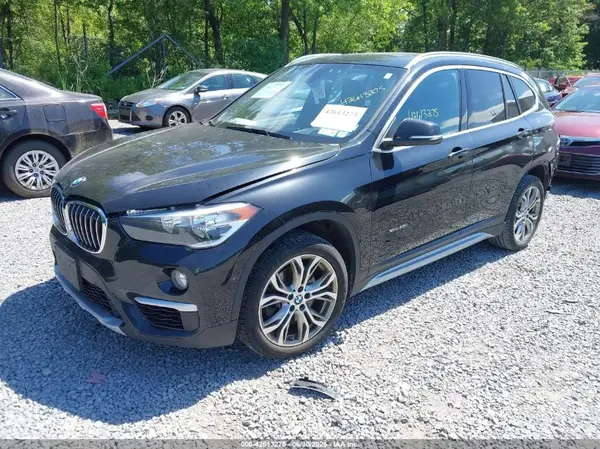 WBXHT3C33H5F71732 2017 BMW X1 - Image 2