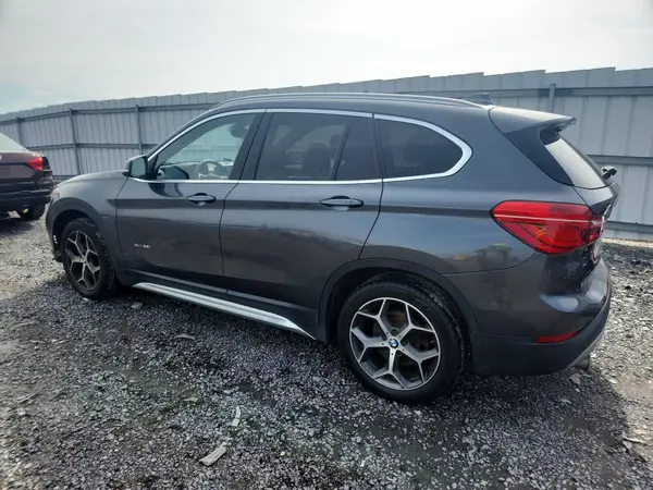 WBXHT3C33H5F72590 2017 BMW X1 - Image 2