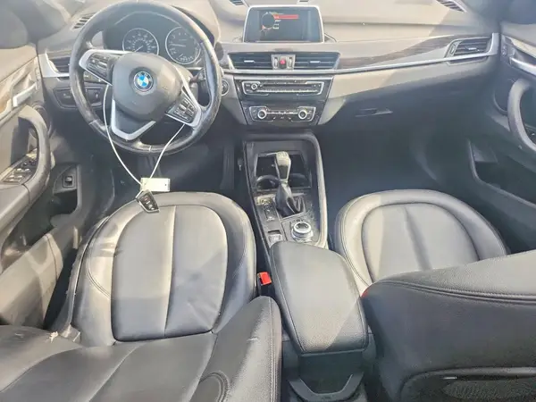 WBXHT3C33H5F72590 2017 BMW X1 - Image 8