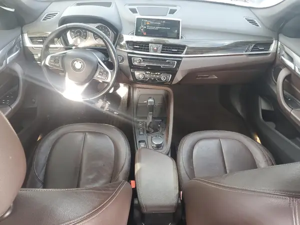 WBXHT3C33H5F72864 2017 BMW X1 - Image 8