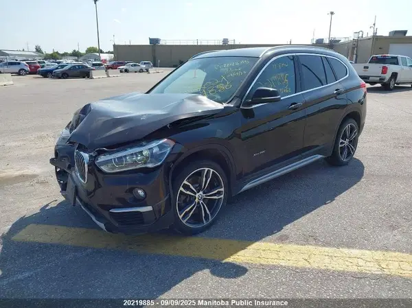 WBXHT3C33H5F76462 2017 BMW X1 - Image 2