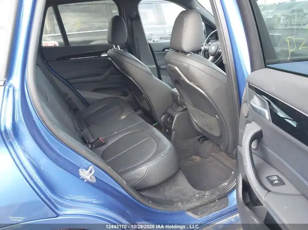 WBXHT3C33H5F76610 2017 BMW X1 - Image 8