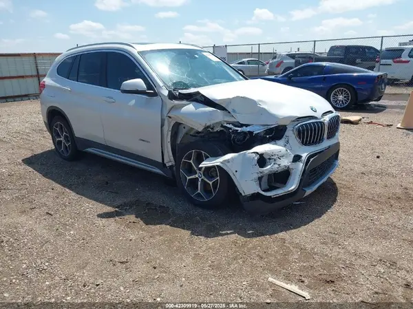 WBXHT3C33H5F76719 2017 BMW X1 - Image 1