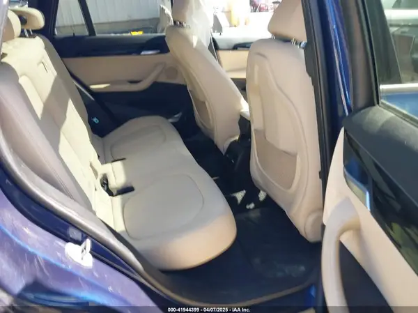 WBXHT3C33H5F82035 2017 BMW X1 - Image 8