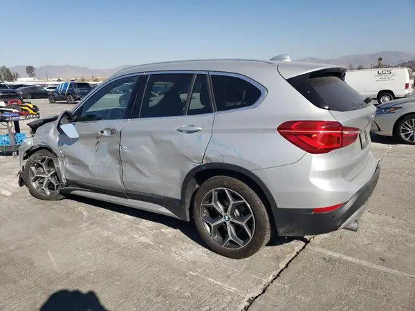 WBXHT3C33H5F82813 2017 BMW X1 - Image 2