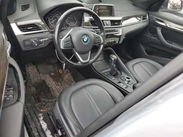 WBXHT3C33H5F83329 2017 BMW X1 - Image 8
